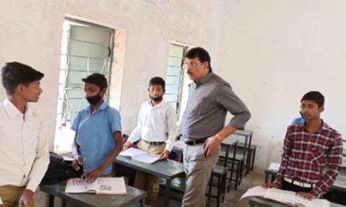 संयुक्त संचालक ने किया सरगुजा एवं जशपुर जिले के स्कूलों का निरीक्षण, 2 अनुपस्थित शिक्षकों को कारण बताओ नोटिस जारी….