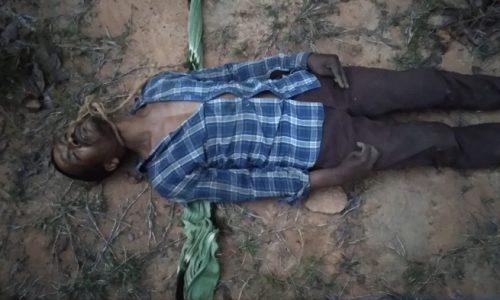 लोसंगी जंगल में फांसी के फंदे पर झूलता मिला अज्ञात व्यक्ति का शव पुलिस ने किया कफन दफन……
