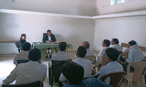 तालुका विधिक सेवा समिति वाड्रफनगर के अध्यक्ष न्यायाधीश आलोक कुमार अग्रवाल ने अधिवक्ताओं के साथ बैठक ली…. 
