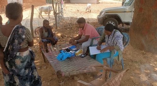 स्वास्थ्य शिविर लगाकर कोरवा पंडो जनजाति के 40 लोगों का किया स्वास्थ्य परीक्षण, पंडो जनजाति की महिला गंभीर बीमारी से पाई गई ग्रसित…..