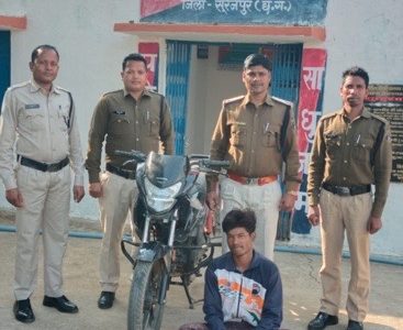 चोरी की मोटर सायकल सहित 1 आरोपी गिरफ्तार उमेश्वरपुर पुलिस की कार्यवाही……