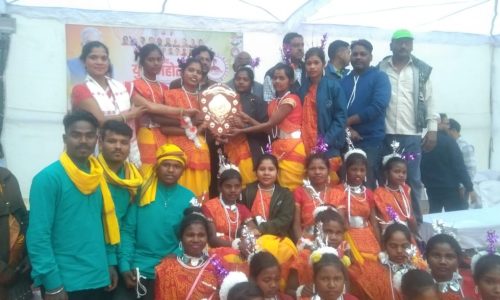 तीन दिवसीय संभाग स्तरीय छत्तीसगढ़िया ओलंपिक व युवा महोत्सव का हुआ शुभारंभ,  प्रतियोगिता के पहले दिन बलरामपुर-रामानुजगंज जिले का रहा दबदबा, कलेक्टर ने विजेता प्रतिभागियों को दी बधाई…